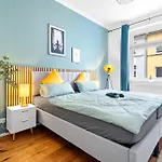 Moderne Bis Zu 6 Personen - Central- Free Parking - 3 Bedrooms - Netflix - Smart Apartamento *