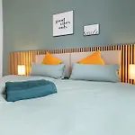 Moderne Bis Zu 6 Personen - Central- Free Parking - 3 Bedrooms - Netflix - Smart *