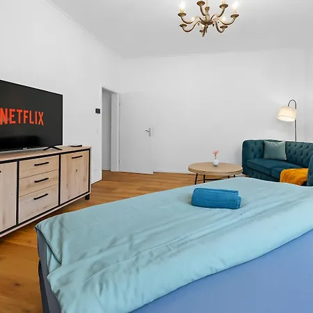 Moderne Bis Zu 6 Personen - Central- Free Parking - 3 Bedrooms - Netflix - Smart