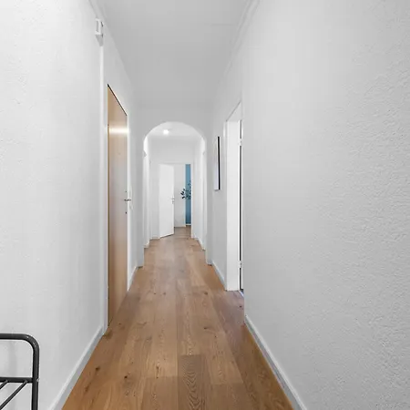 Moderne Bis Zu 6 Personen - Central- Free Parking - 3 Bedrooms - Netflix - Smart