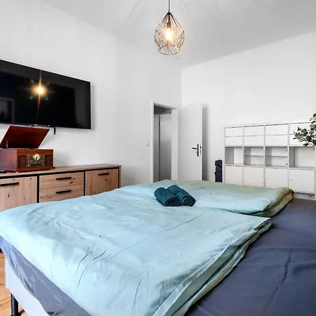 Apartment Moderne Bis Zu 6 Personen - Central- Free Parking - 3 Bedrooms - Netflix - Smart *