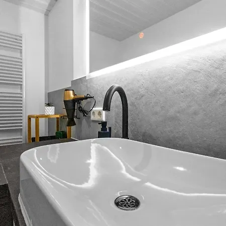 Apartmán Moderne Bis Zu 6 Personen - Central- Free Parking - 3 Bedrooms - Netflix - Smart Essen