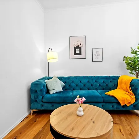 Moderne Bis Zu 6 Personen - Central- Free Parking - 3 Bedrooms - Netflix - Smart Apartmán
