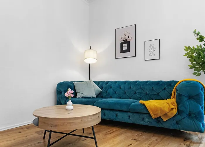 Moderne Bis Zu 6 Personen - Central- Free Parking - 3 Bedrooms - Netflix - Smart Διαμέρισμα *