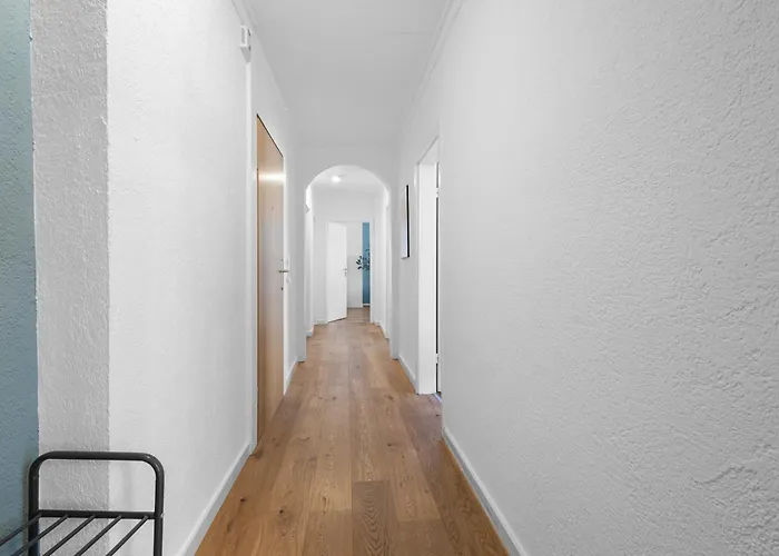 Moderne Bis Zu 6 Personen - Central- Free Parking - 3 Bedrooms - Netflix - Smart