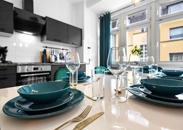 Moderne Bis Zu 6 Personen - Central- Free Parking - 3 Bedrooms - Netflix - Smart Διαμέρισμα