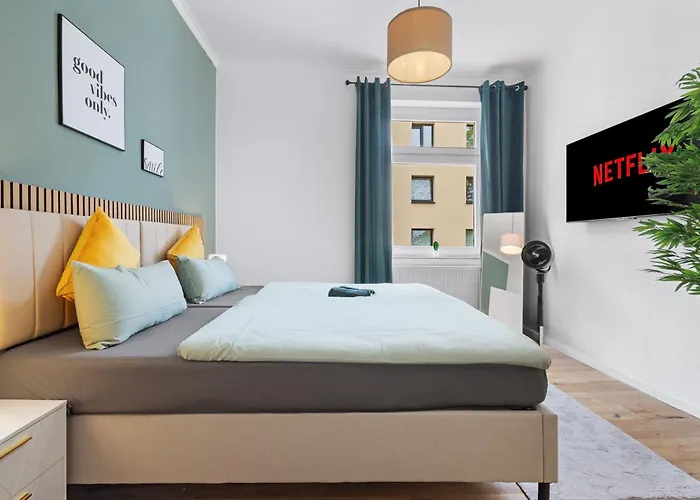 Moderne Bis Zu 6 Personen - Central- Free Parking - 3 Bedrooms - Netflix - Smart Διαμέρισμα *